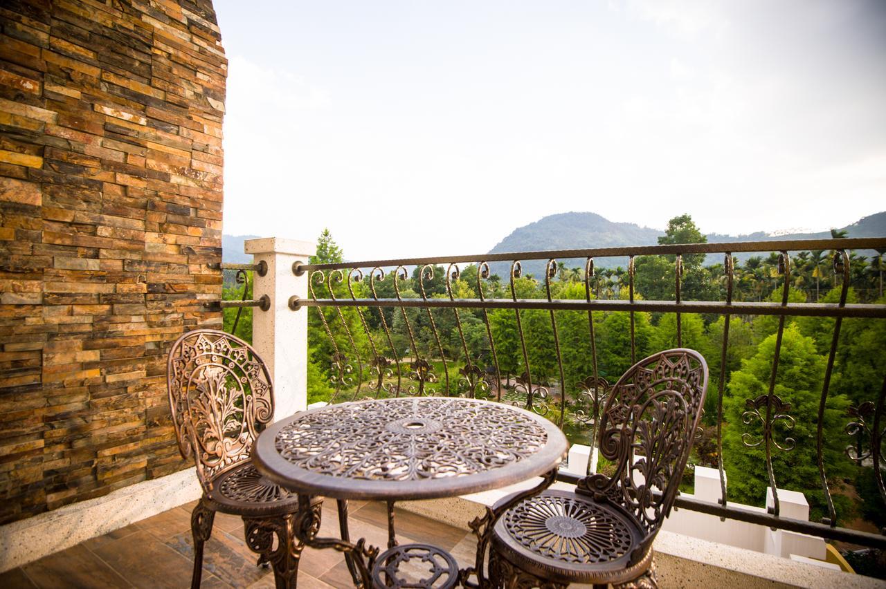 山閱聖堡羅莊園 Bed and Breakfast Yuchi Εξωτερικό φωτογραφία