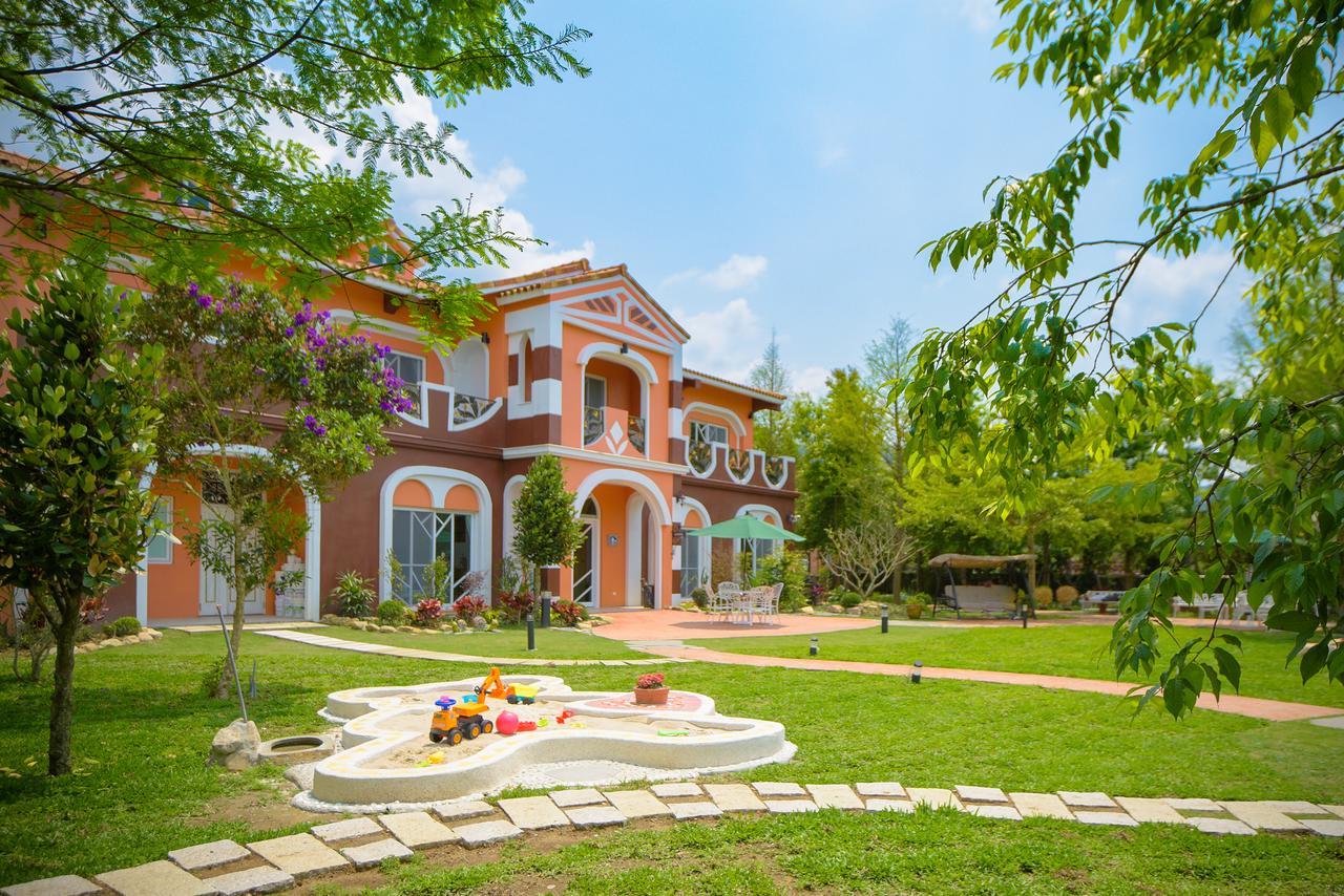山閱聖堡羅莊園 Bed and Breakfast Yuchi Εξωτερικό φωτογραφία